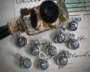 skull wax seal jewelry