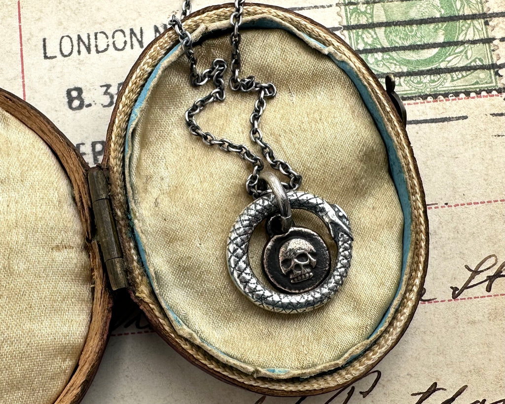 skull wax seal necklace