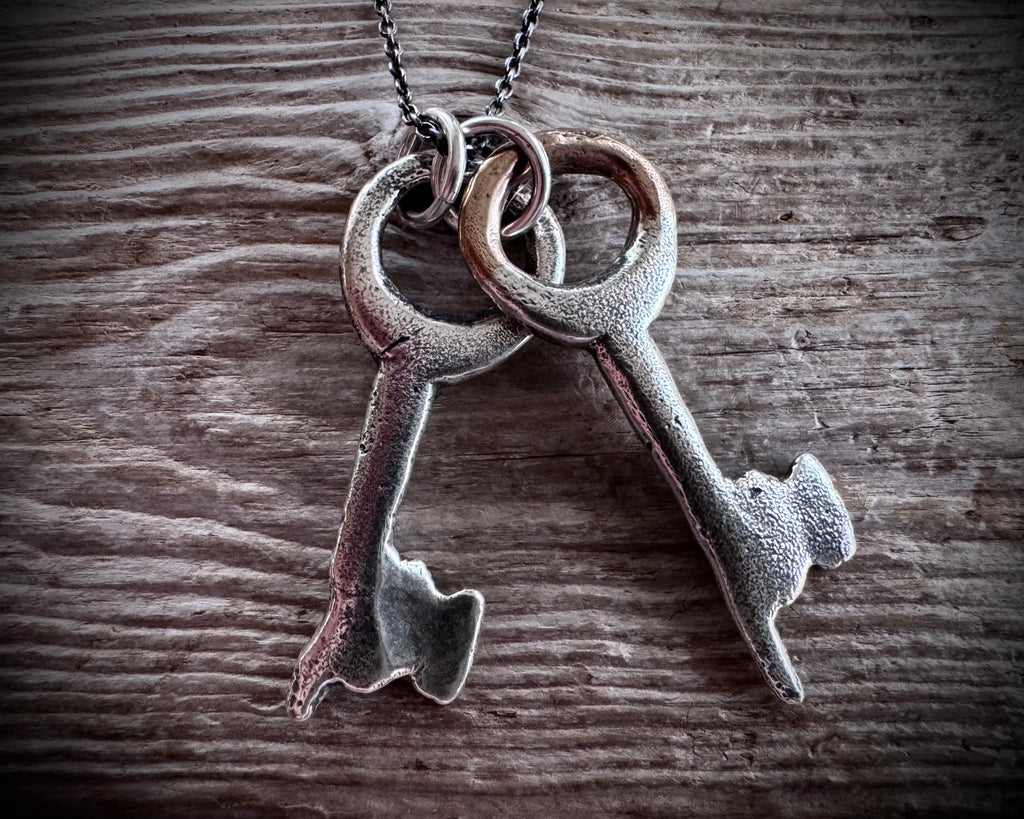 medieval skeleton key necklace charm - medieval jewelry