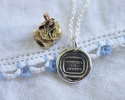MEMORIA IN ETERNO wax seal necklace