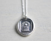 urn mourning pendant