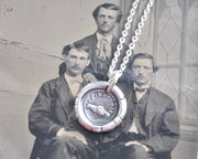 hand in hand pendant