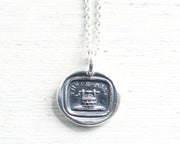 well wax seal pendant