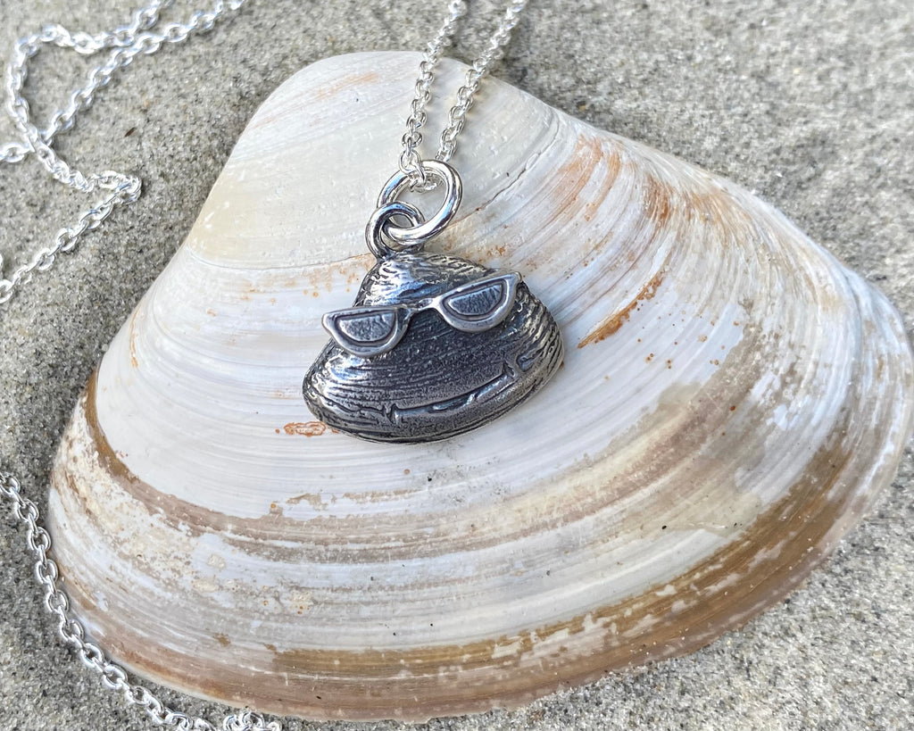 quahog necklace