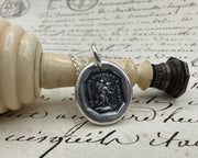 le diable emporte l'amour necklace