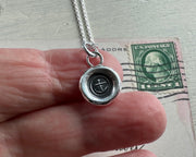 anchor necklace