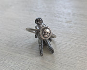 silver skull ring