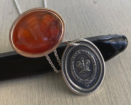 royal crown wax seal necklace