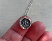 bee silent pendant