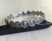 skulls bangle
