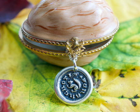 squirrel wax seal necklace - I CRAKE NOTIS - medieval wax seal jewelry