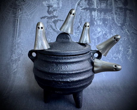 ghosts in the house - Tallulah ghost - magnetic haunted home decor