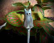 ghosts in the house - Clara the cat ghost - magnetic haunted home decor