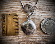 quahog shell necklace pendant