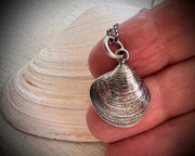 quahog shell necklace pendant