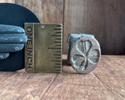 rustic oval shamrock - antique desk wax seal