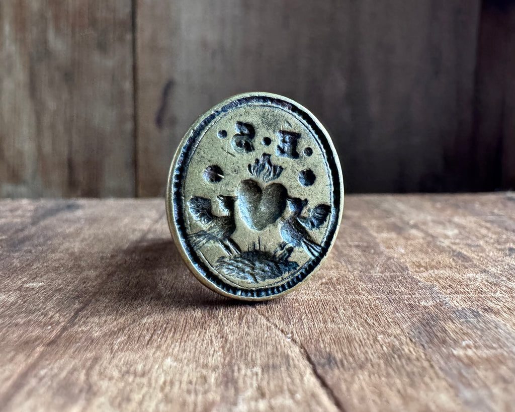two lovebirds supporting a heart fob seal - ES - antique wax seal