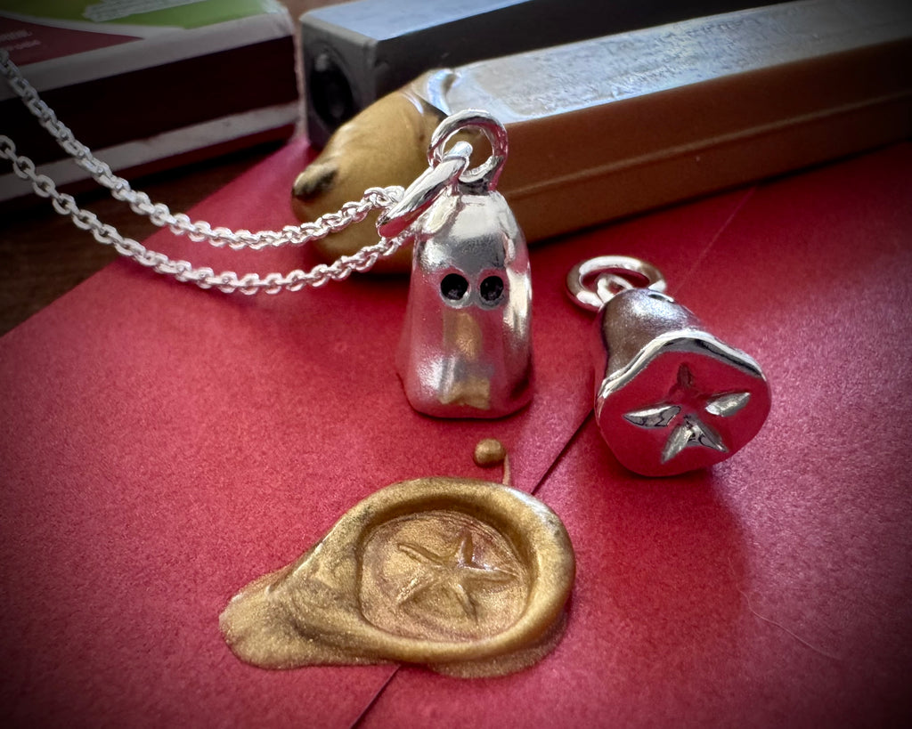 impressionable starry Stella ghost pendant - ghost wax seal jewelry