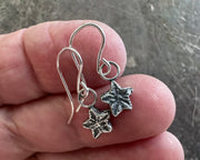 tiny silver star earrings